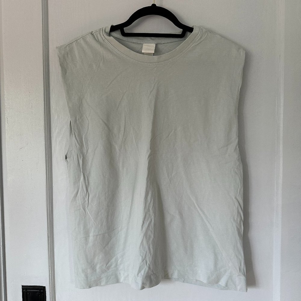 Muscle Tee